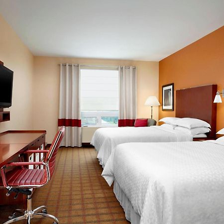 Four Points By Sheraton Calgary Airport Dış mekan fotoğraf