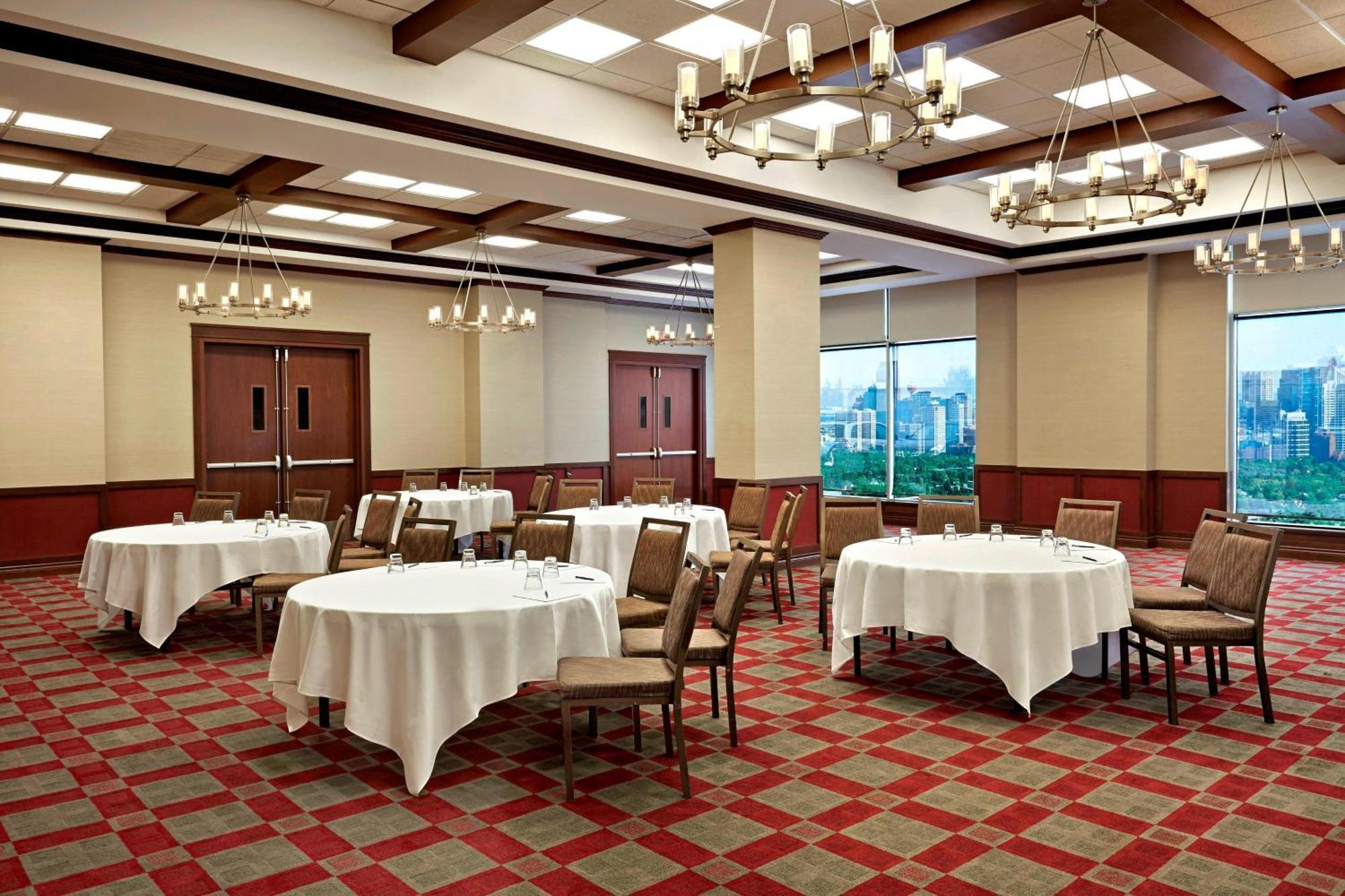 Four Points By Sheraton Calgary Airport Dış mekan fotoğraf
